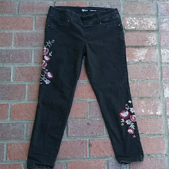 Style & Co. Denim - Style and Co. Pull on black skinny jeans